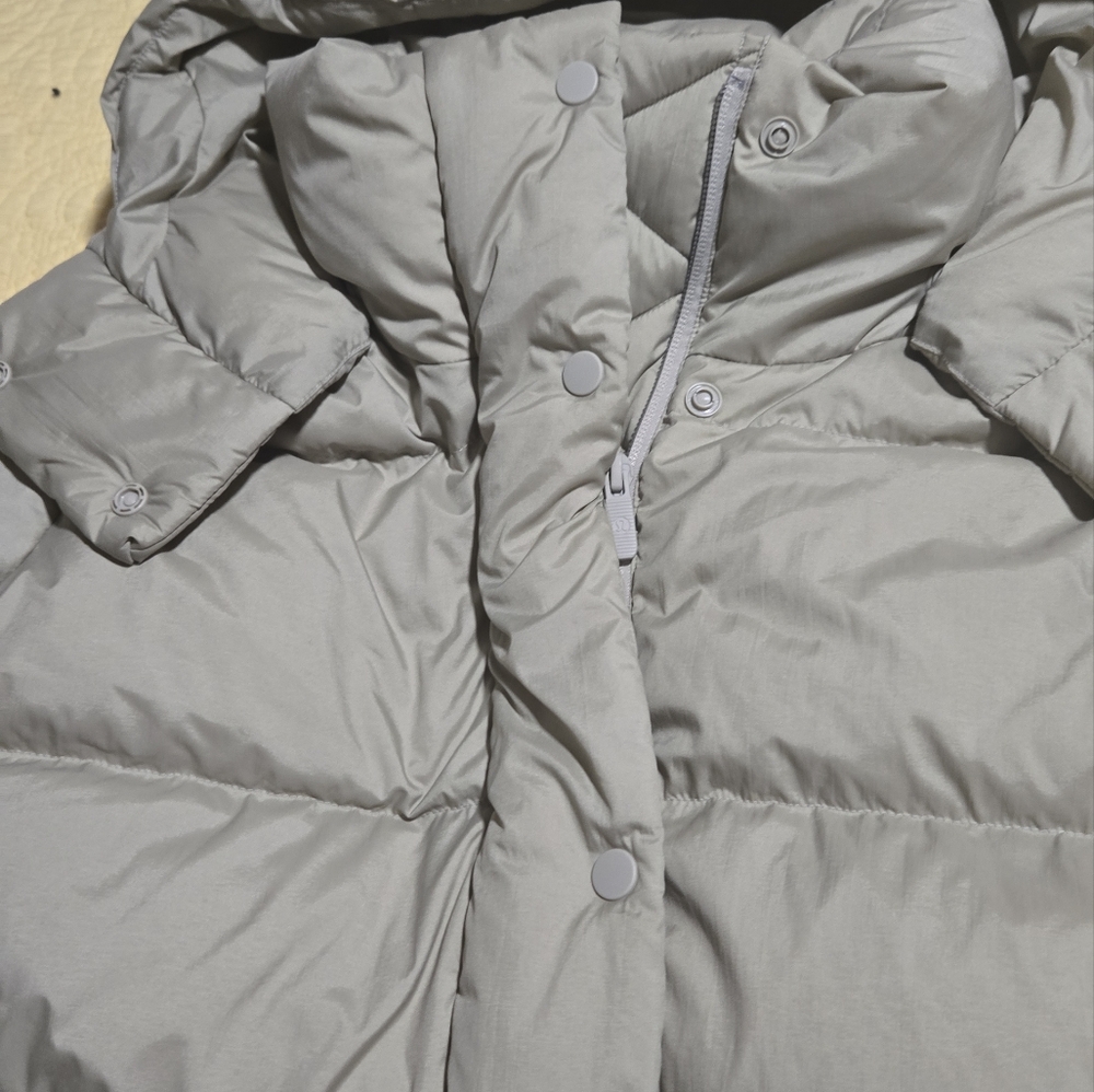 Lulemon  Dow puff jacket size 6